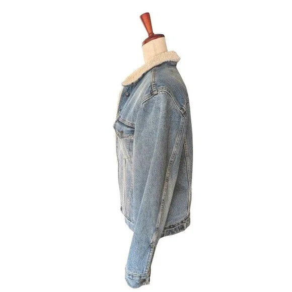 Levis Mens Sherpa Lined Trucker Jacket Light Wash Blue Denim Small Unisex - Picture 3 of 8
